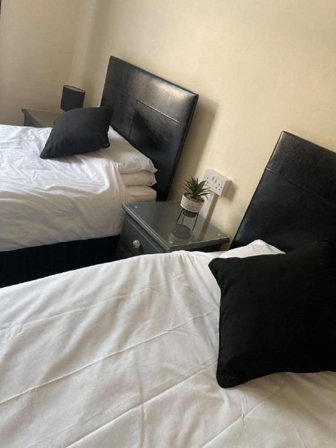 Burlington Hotel سانداوْن المظهر الخارجي الصورة